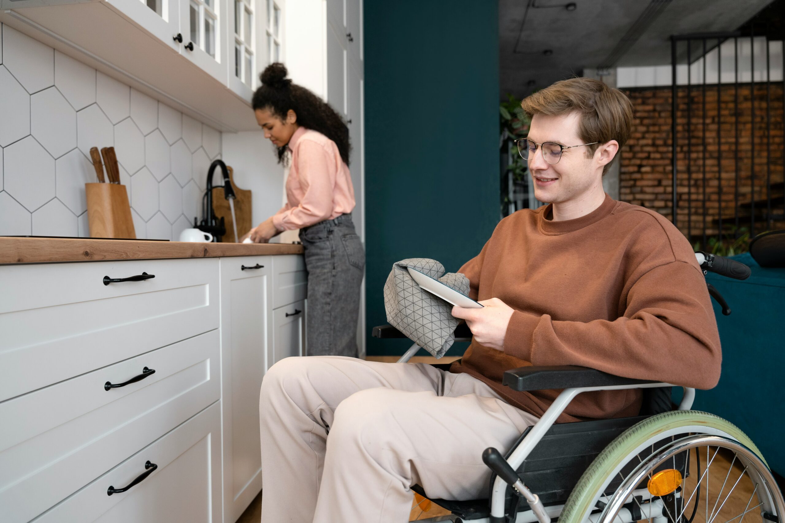 Caregiver Appreciation Month in Colorado: 16 Ways to Honor Caregivers 